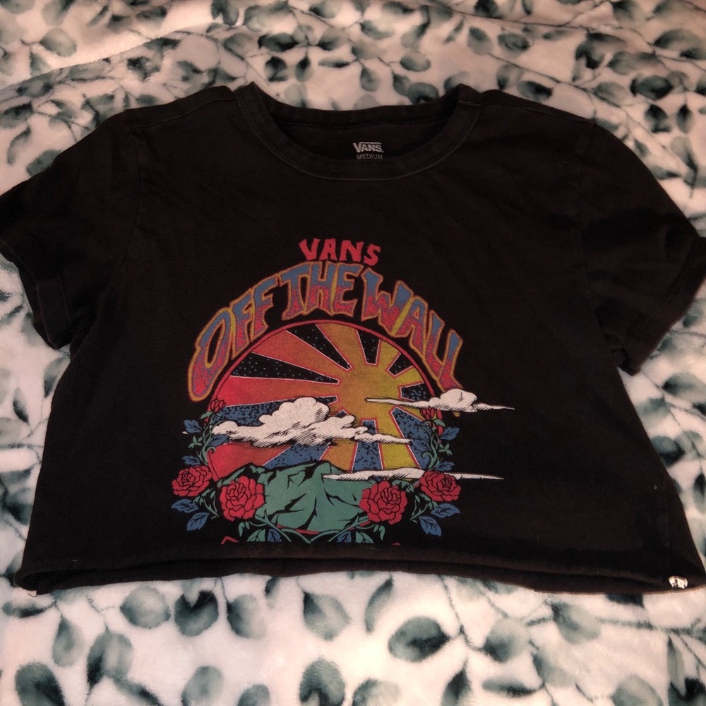 women’s vans crop top